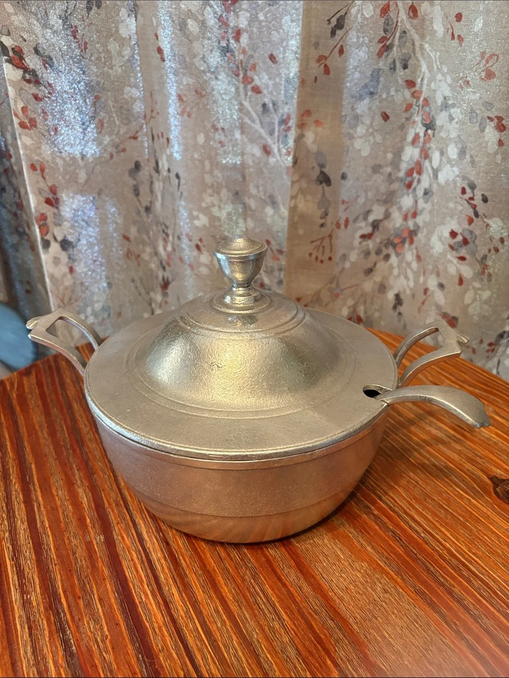 Vintage WILTON Armetale Metal/Pewter Ploug Tavern Soup Tureen w/ Lid and Ladle.